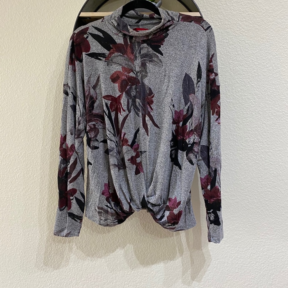 JLo long sleeve top